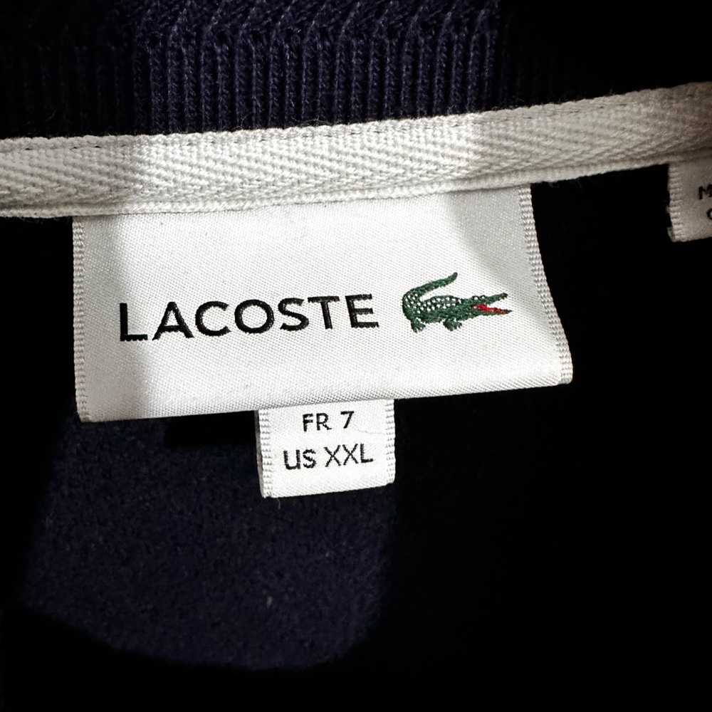 Lacoste - Picture 2 of 4